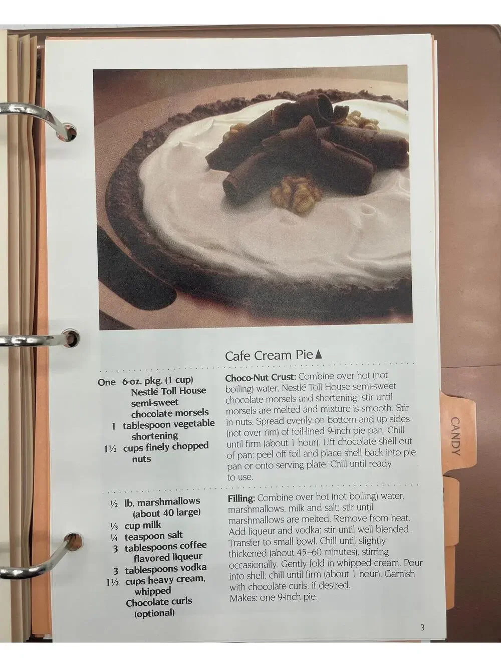 1986 Toll House Treasury Cookbook: Vintage Nestle Recipes